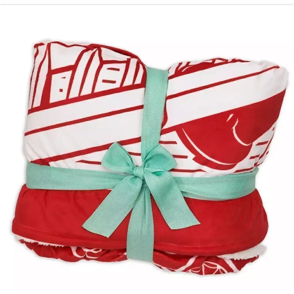Disney Mickey and Minnie Mouse Holiday Fleece Throw NWT